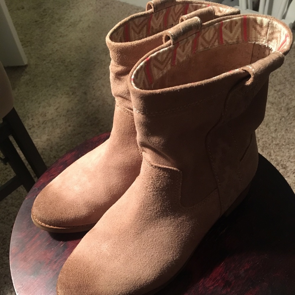 Toms booties